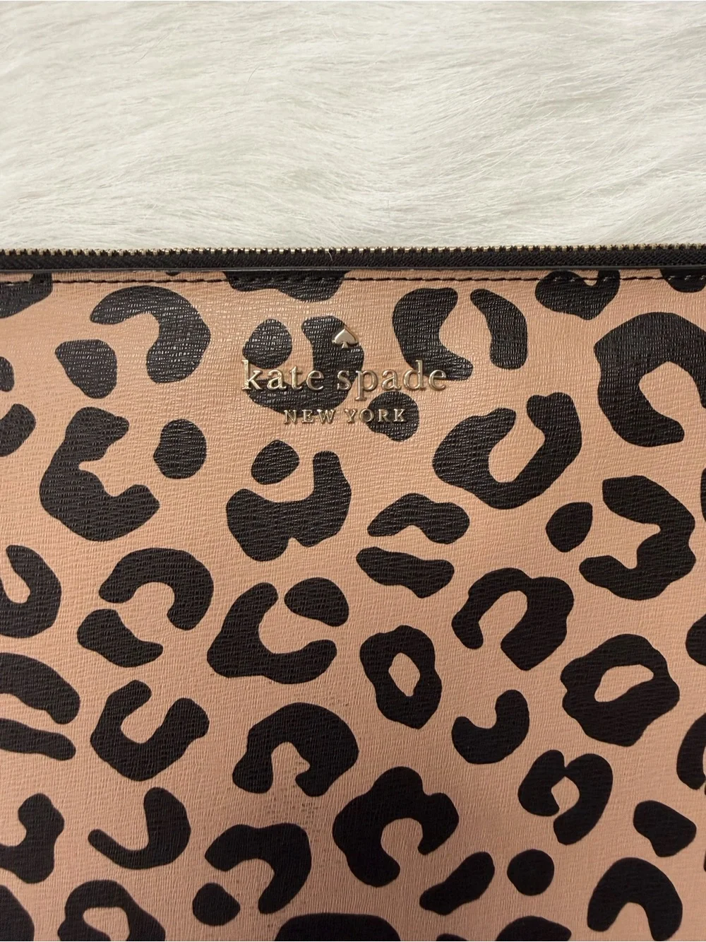 kate spade Leopard Zip Laptop Case- Brown/Black